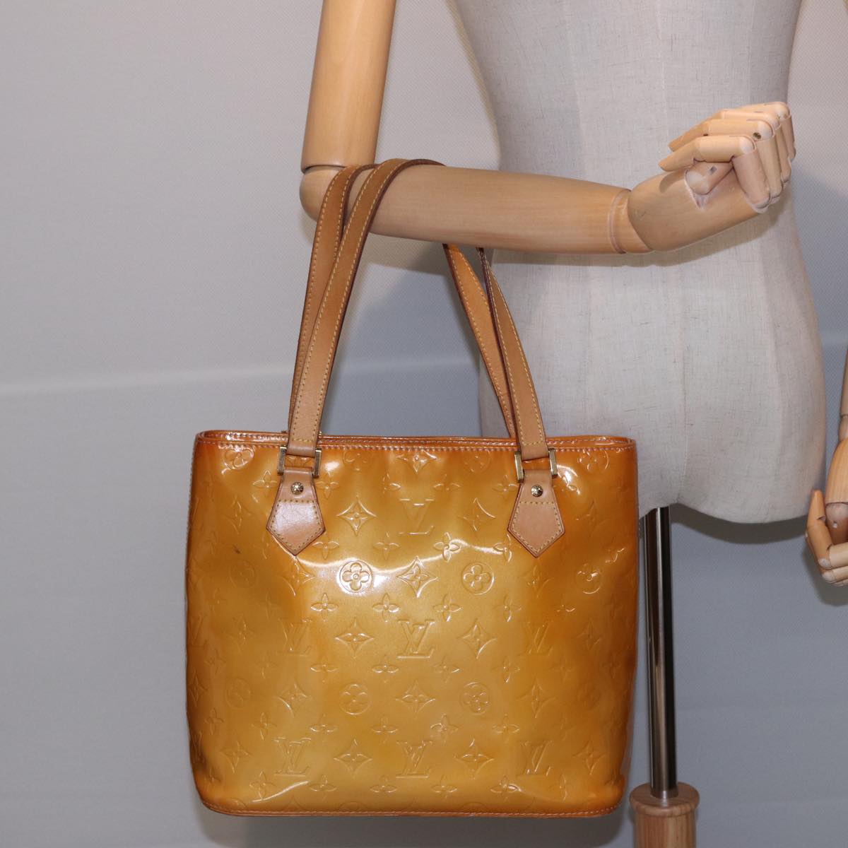LOUIS VUITTON Monogram Vernis Houston Hand Bag Beige M91004 LV 78703
