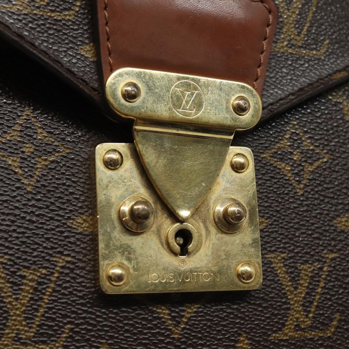 LOUIS VUITTON Monogram Porte Documents Bandouliere Bag M53338 LV 78725