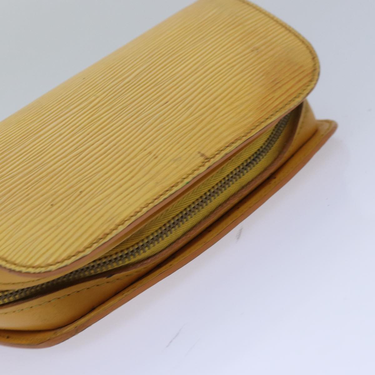 LOUIS VUITTON Epi Dauphine PM Pouch Yellow M48449 LV 78968