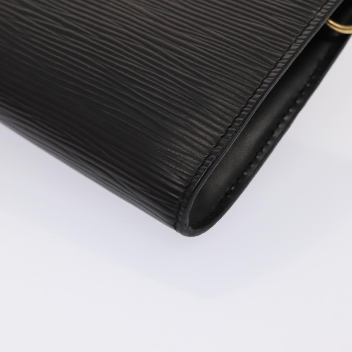 LOUIS VUITTON Epi Pochette Accessoires Pouch Black M52982 LV 79345