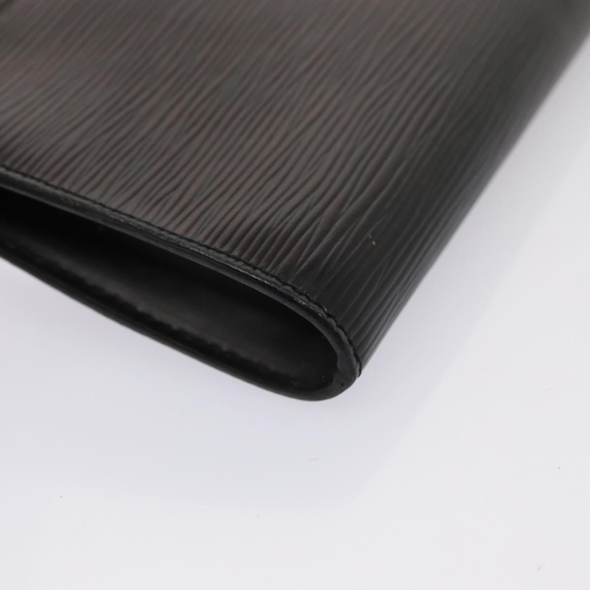 LOUIS VUITTON Epi Pochette Accessoires Pouch Black M52982 LV 79345