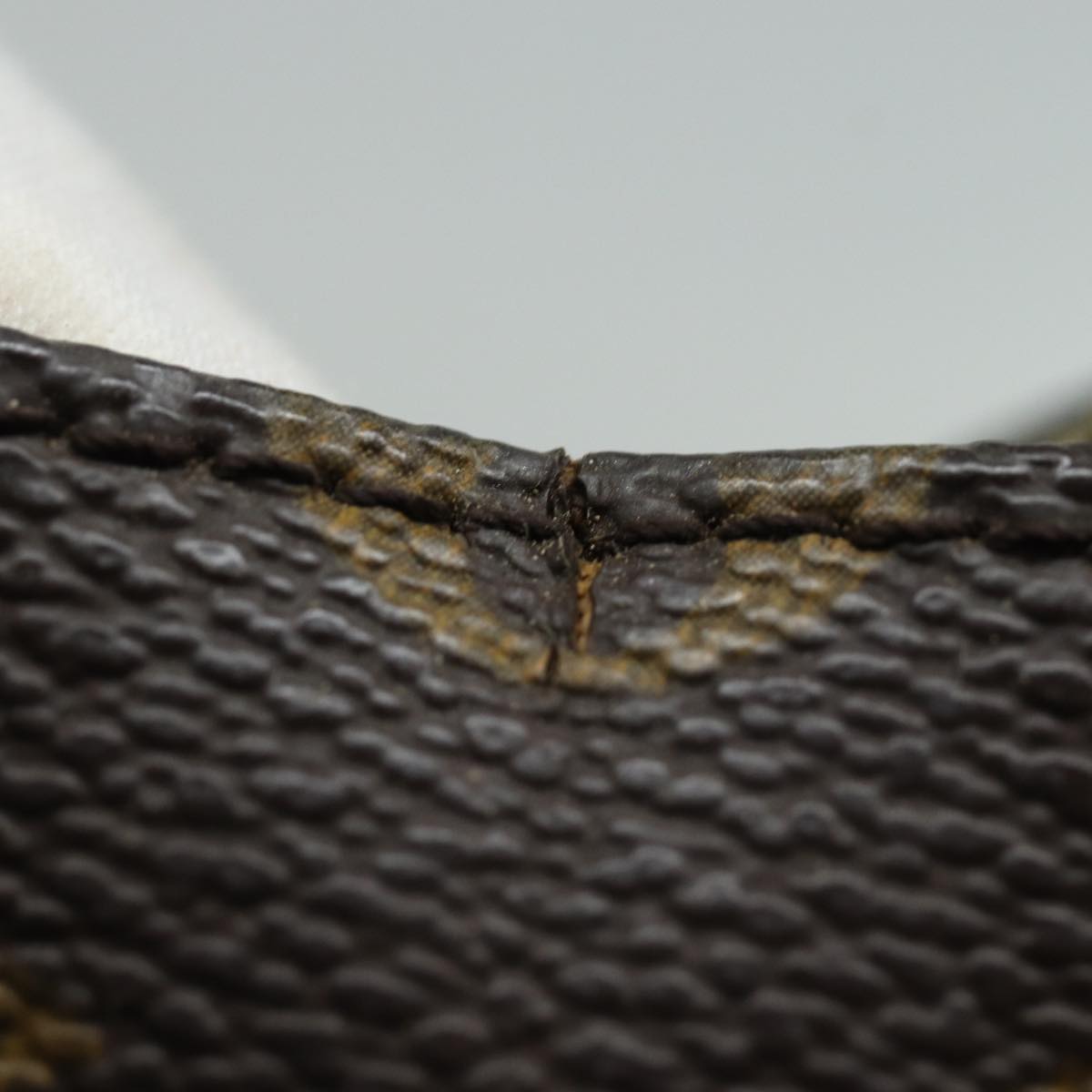 LOUIS VUITTON Monogram Poche Toilette 19 Pouch M47544 LV 79346