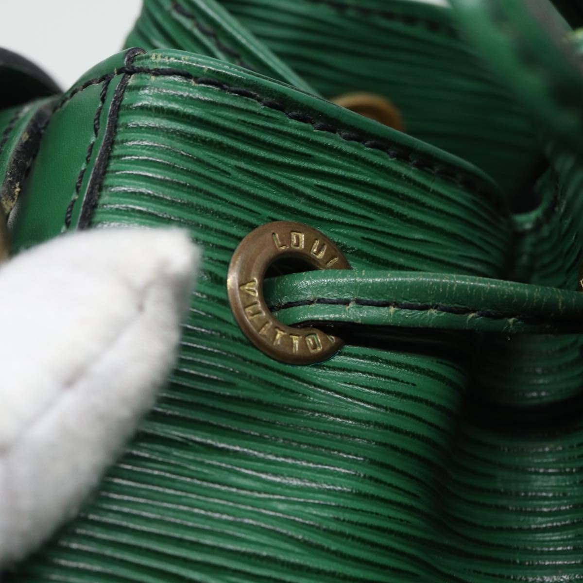 LOUIS VUITTON Epi Noe Shoulder Bag Green M44004 LV 79353