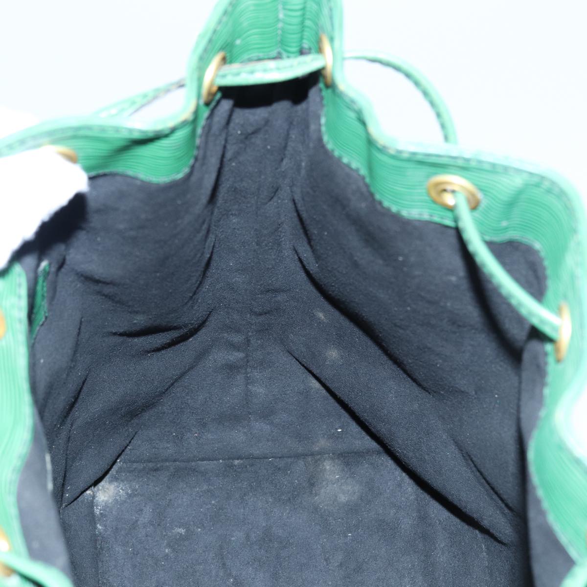 LOUIS VUITTON Epi Noe Shoulder Bag Green M44004 LV 79353