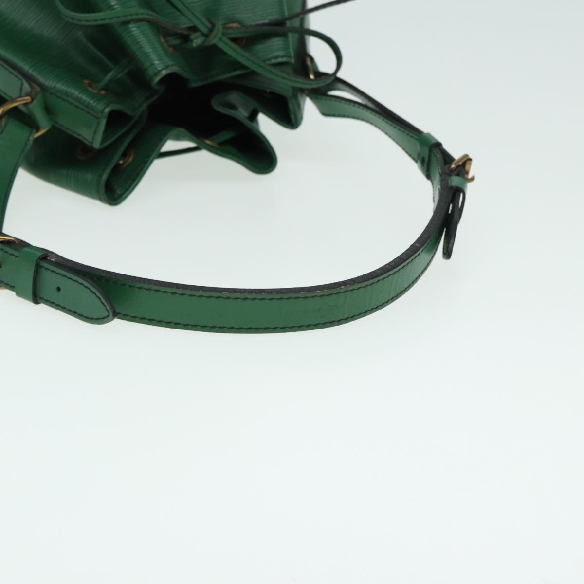 LOUIS VUITTON Epi Noe Shoulder Bag Green M44004 LV 79353