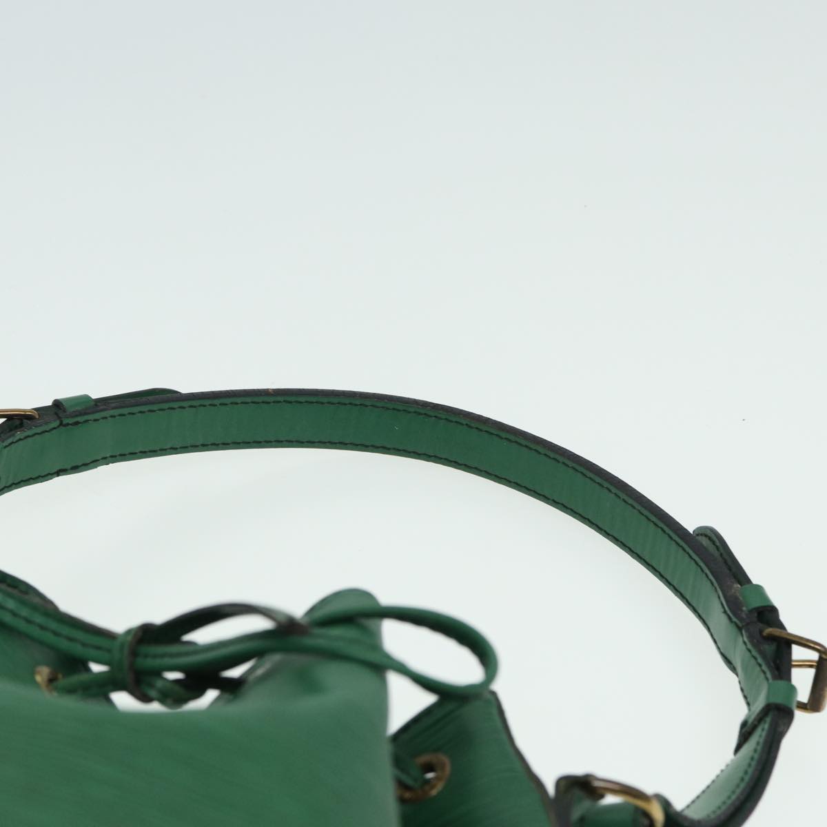 LOUIS VUITTON Epi Noe Shoulder Bag Green M44004 LV 79353