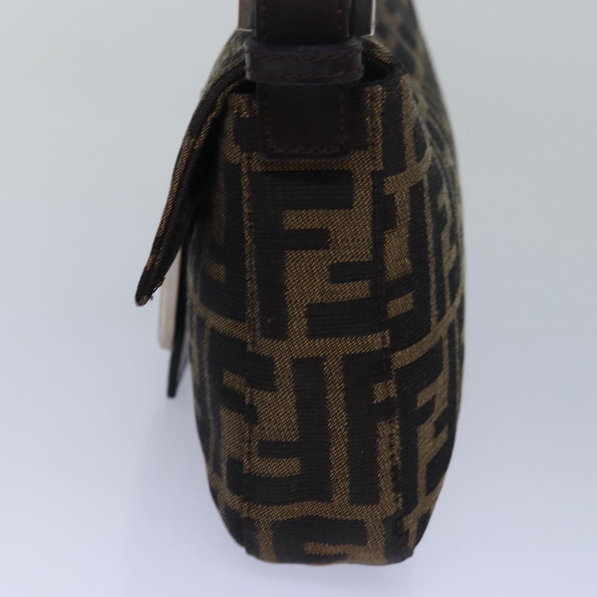 Luxury Fendi Zucca Canvas Mamma Baguette Shoulder Bag Brown Black79451A