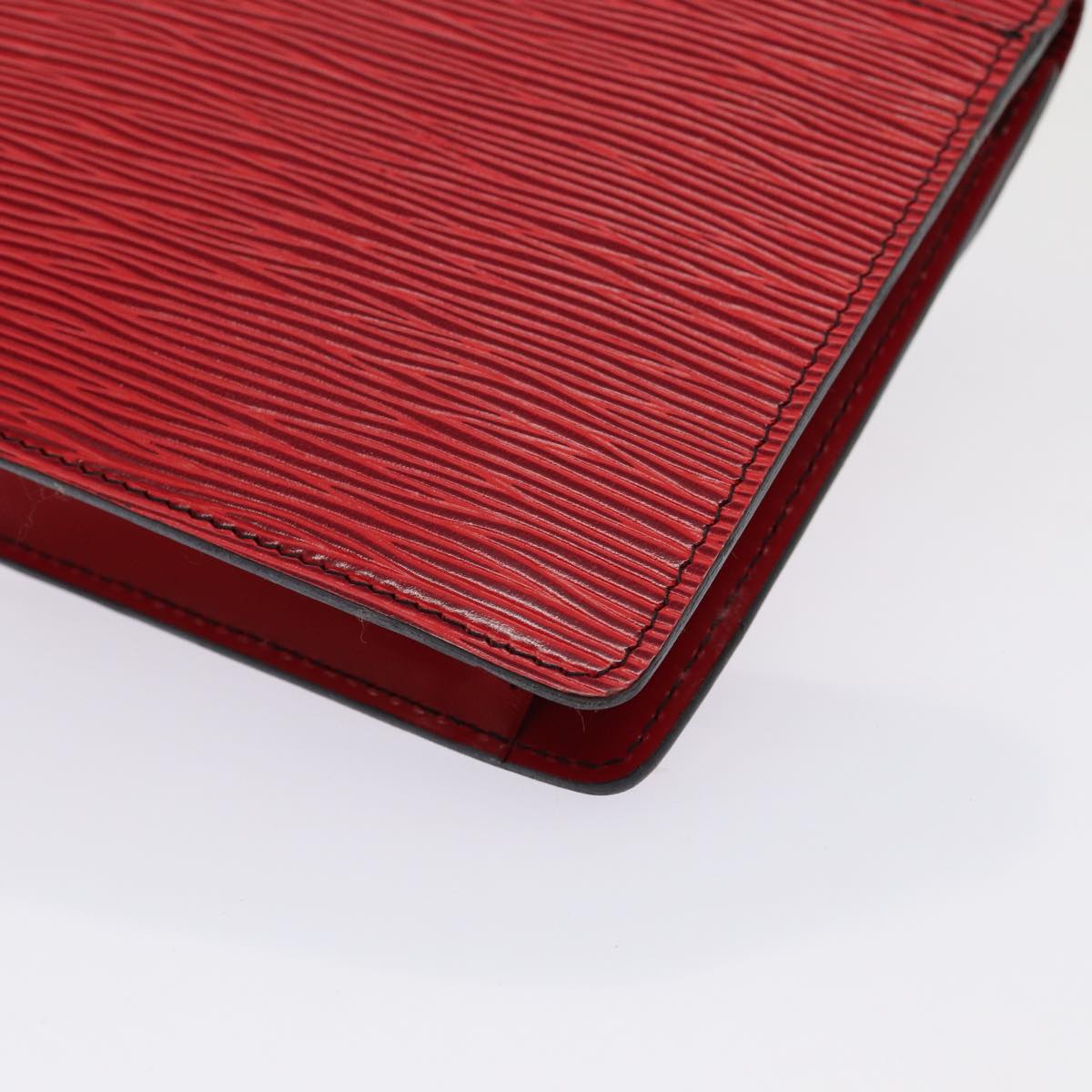LOUIS VUITTON Epi Montagne 20 Clutch Bag Red LV 79657