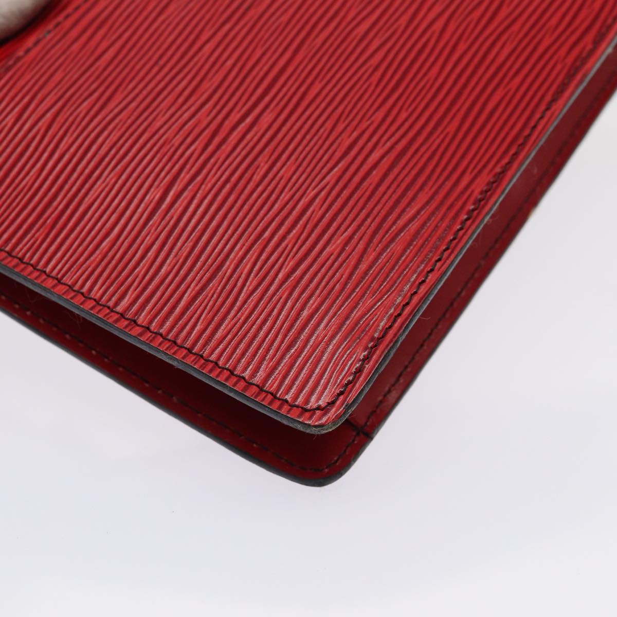 LOUIS VUITTON Epi Montagne 20 Clutch Bag Red LV 79657