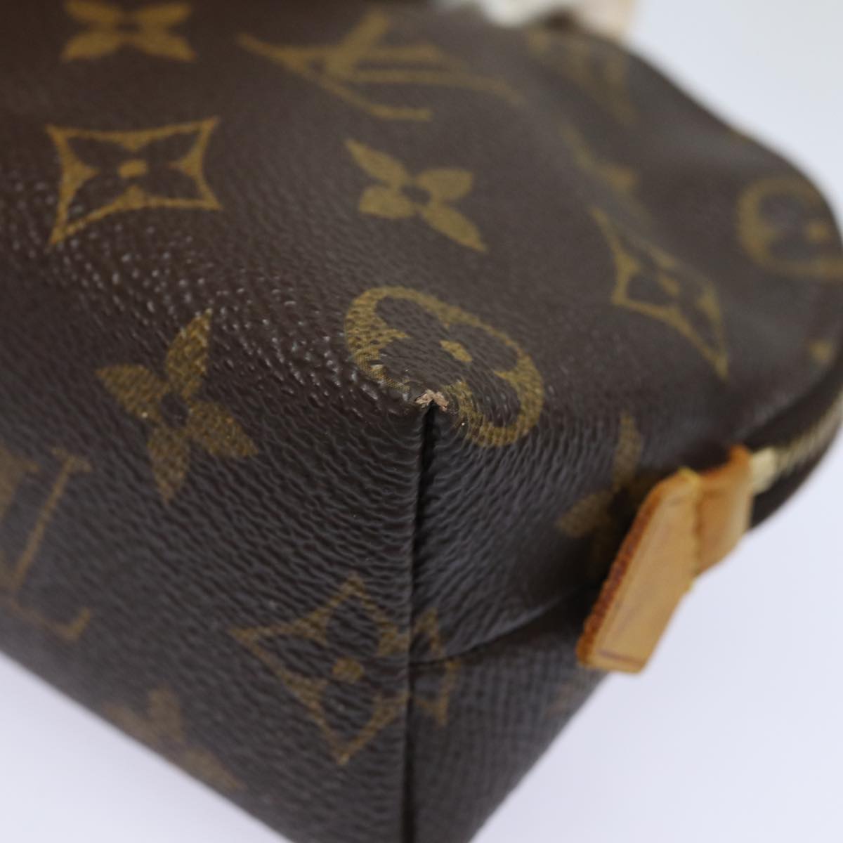 LOUIS VUITTON Monogram Pochette Cosmetic PM Cosmetic Pouch M47515 LV 79800