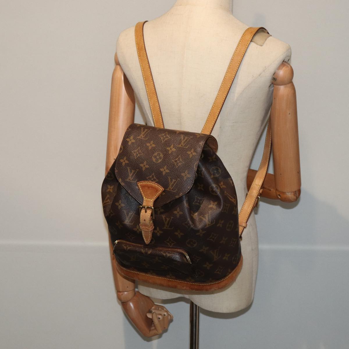 LOUIS VUITTON Monogram Montsouris MM Backpack M51136 LV 79871