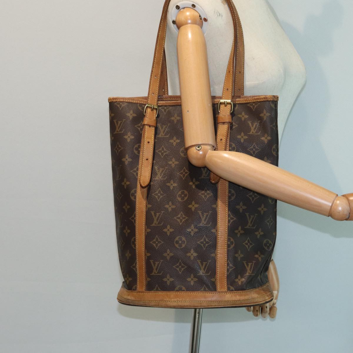 LOUIS VUITTON Monogram Bucket GM Shoulder Bag M42236 LV 79916