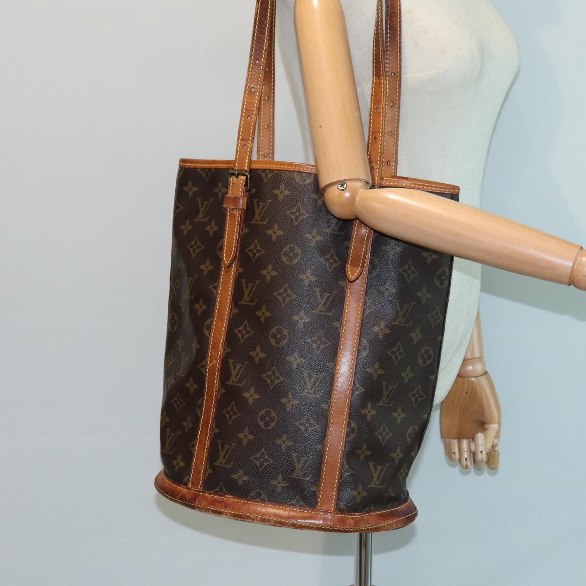 LOUIS VUITTON Monogram Bucket GM Shoulder Bag M42236 LV 79920