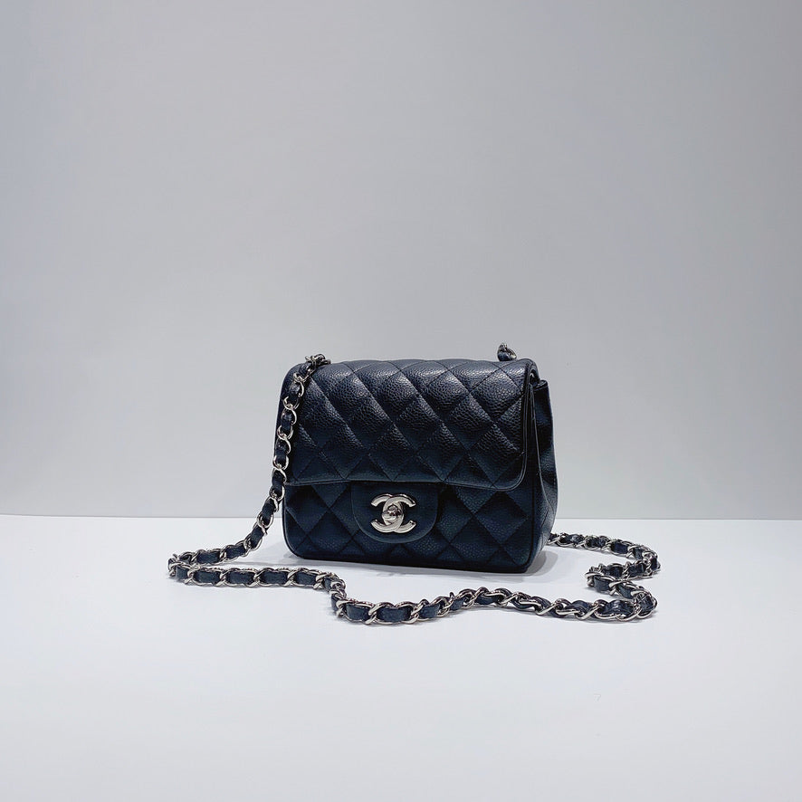No.3728-Chanel Caviar Classic Flap Mini 17cm