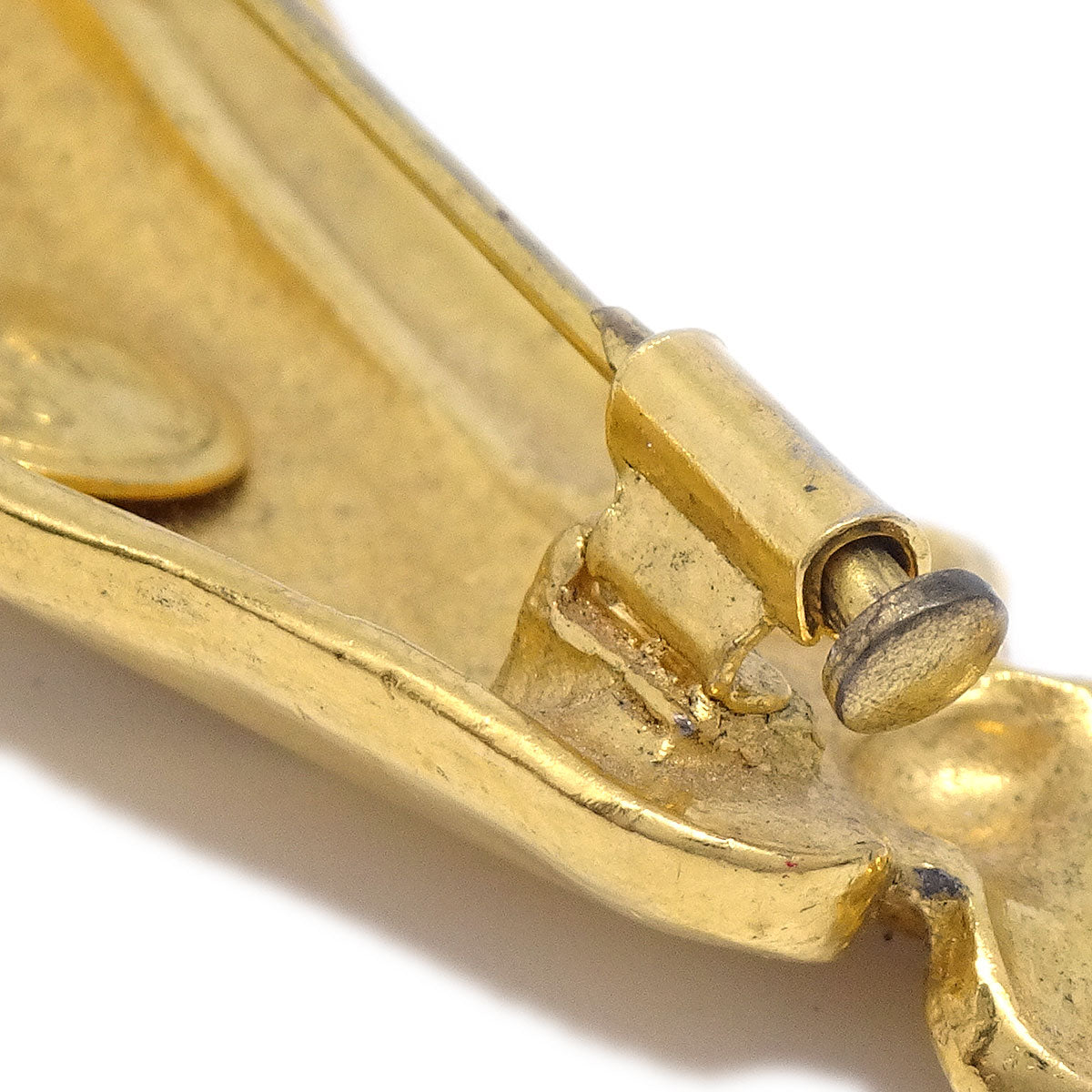 Luxury Chanel Hat Brooch Pin Corsage Gold