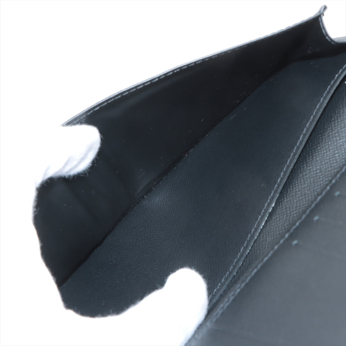 Louis Vuitton Taiga Portfolion M33401 Aldousers