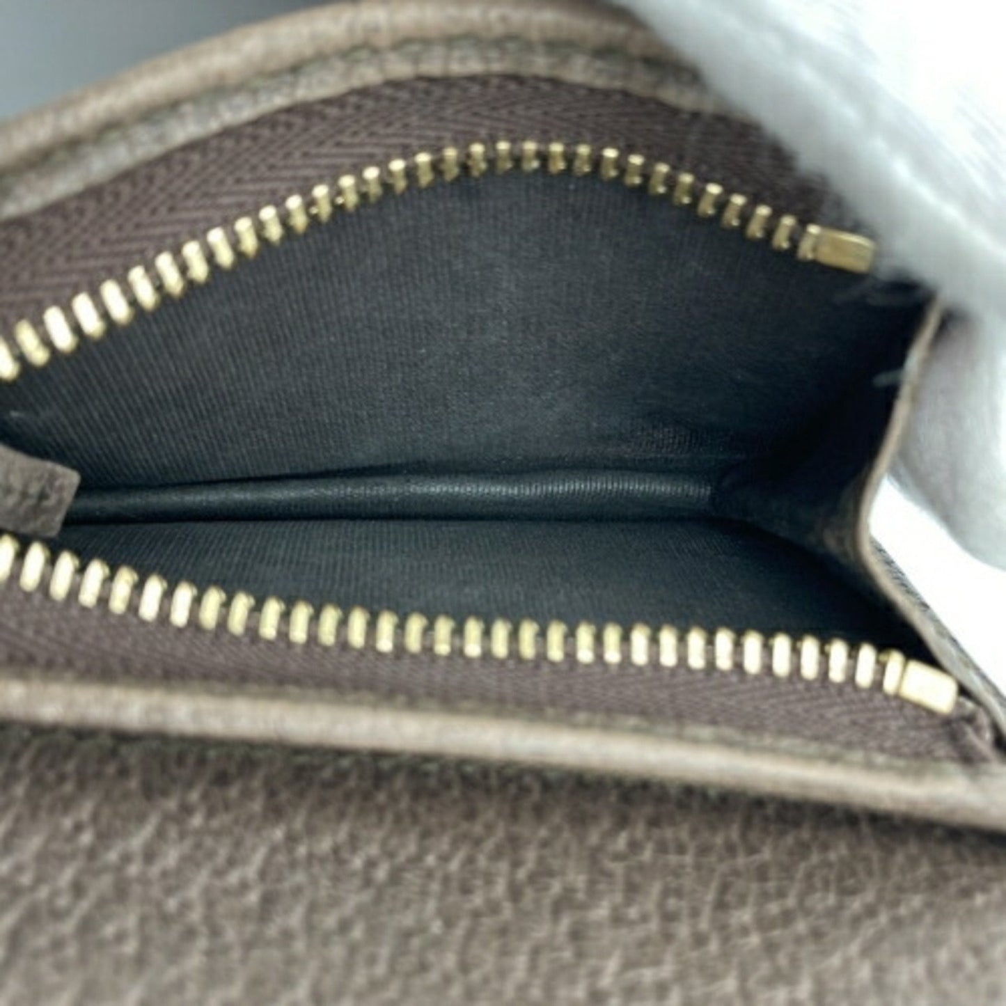 Gucci  Canvas Wallet  ()