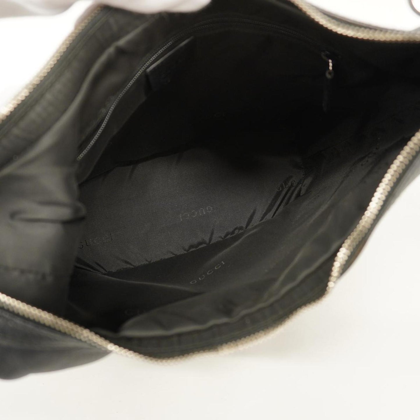 Gucci  Leather Shoulder Bag ()
