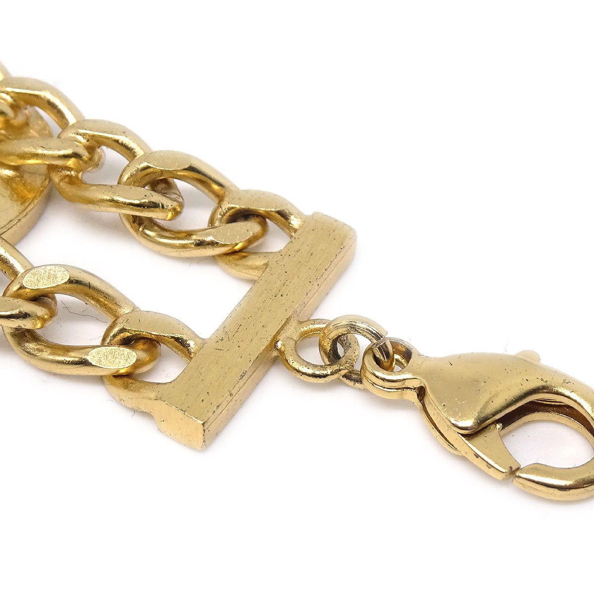 Luxury Chanel 2001 Bracelet Gold