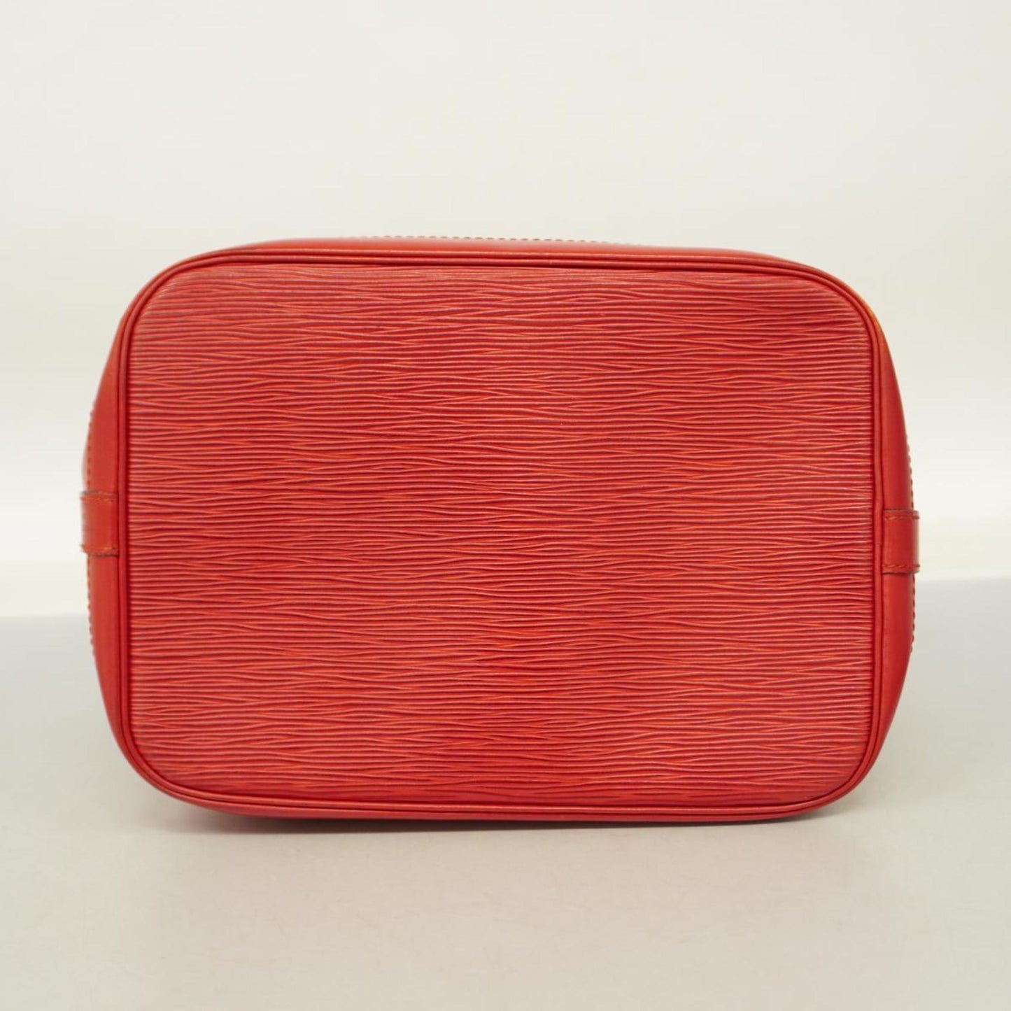 Louis Vuitton Noe  Leather Shopper Bag ()
