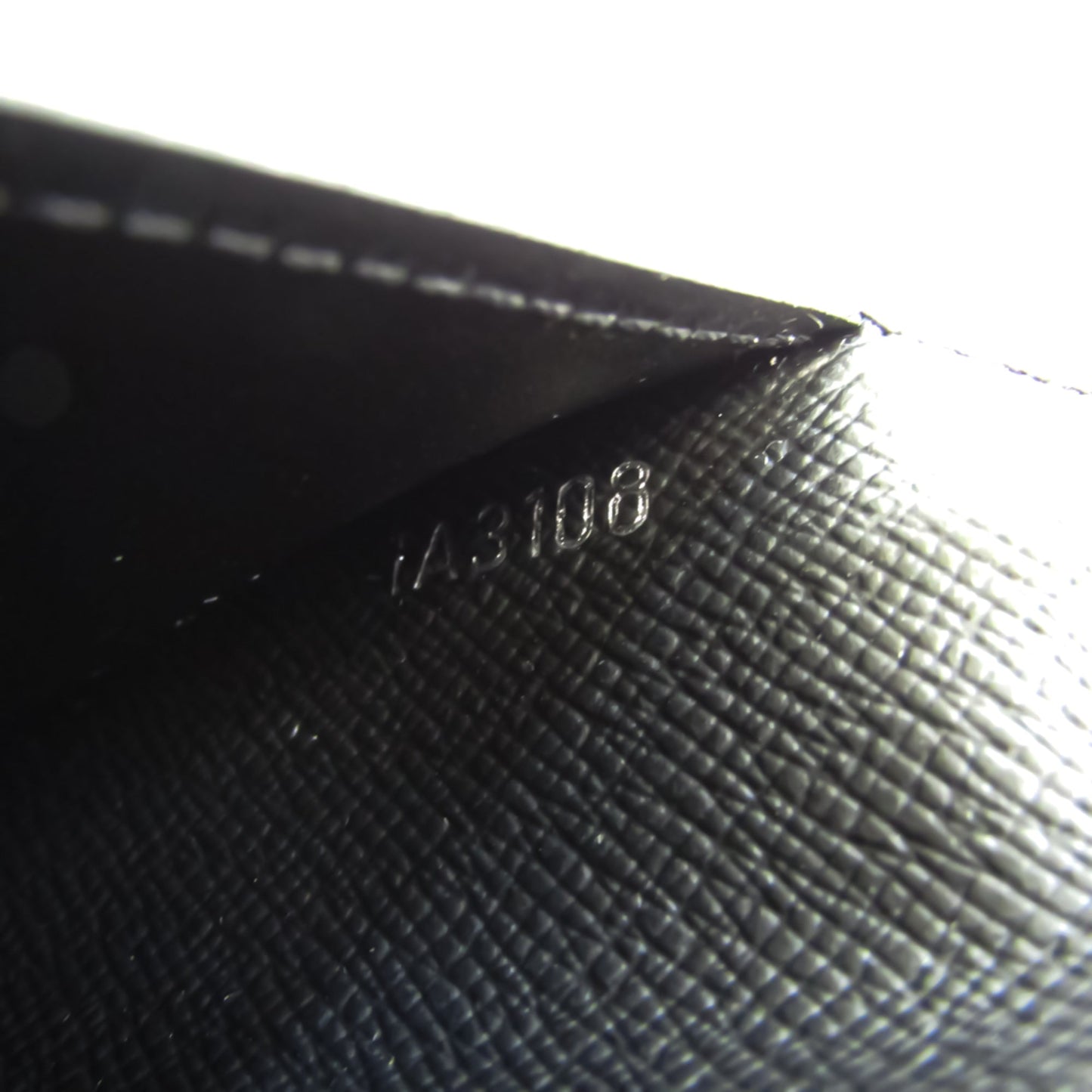 Louis Vuitton Brazza  Leather Wallet  ()