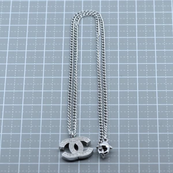 Chanel null Necklace A26983 in New Condition