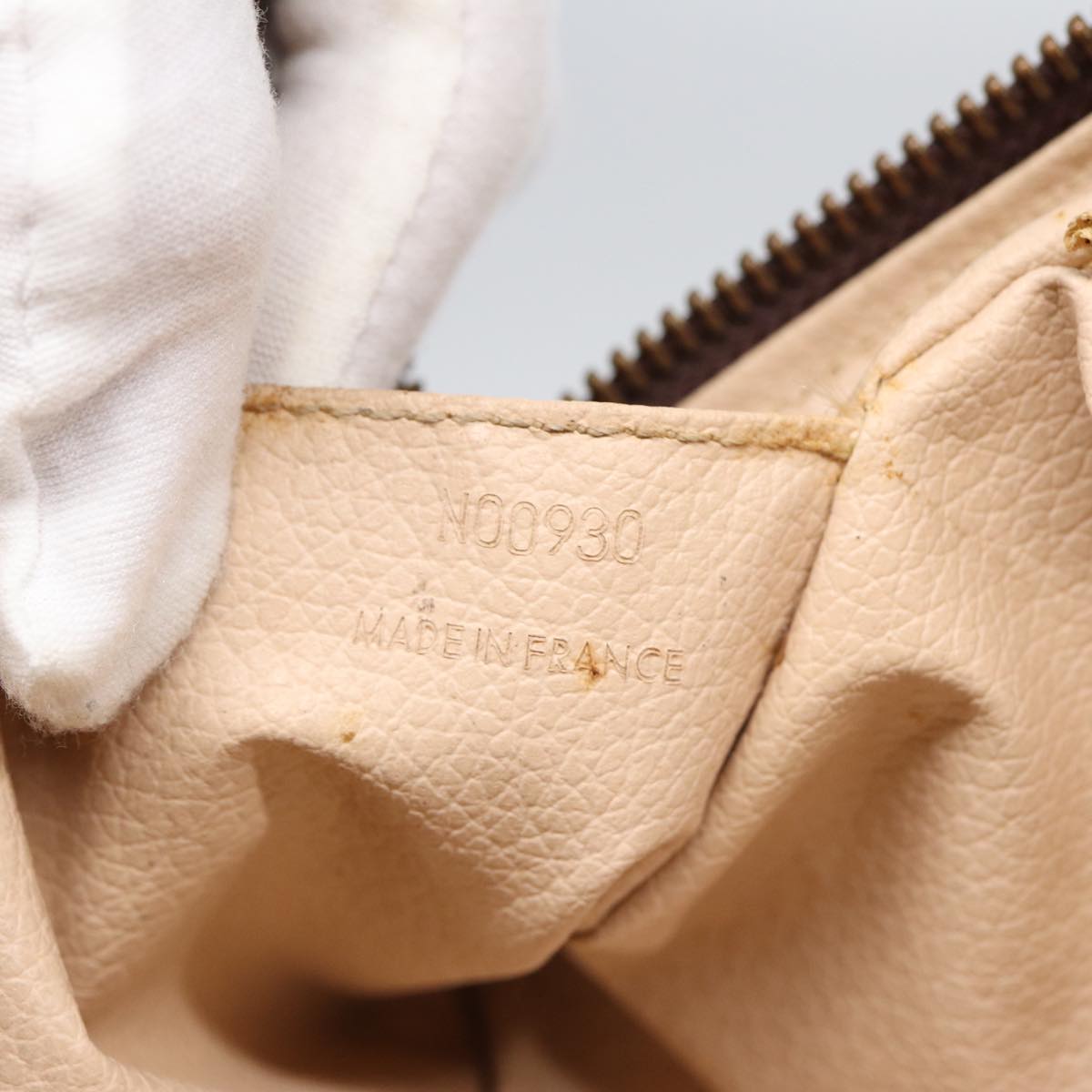 LOUIS VUITTON Monogram Trousse Toilette 28 Clutch Bag M47522 LV 80588