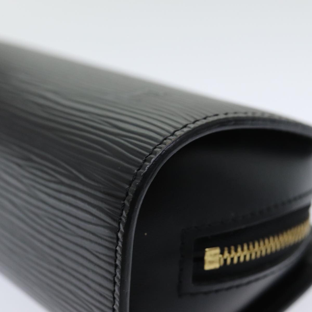 LOUIS VUITTON Epi Dauphine PM Pouch Black M48442 LV 80590