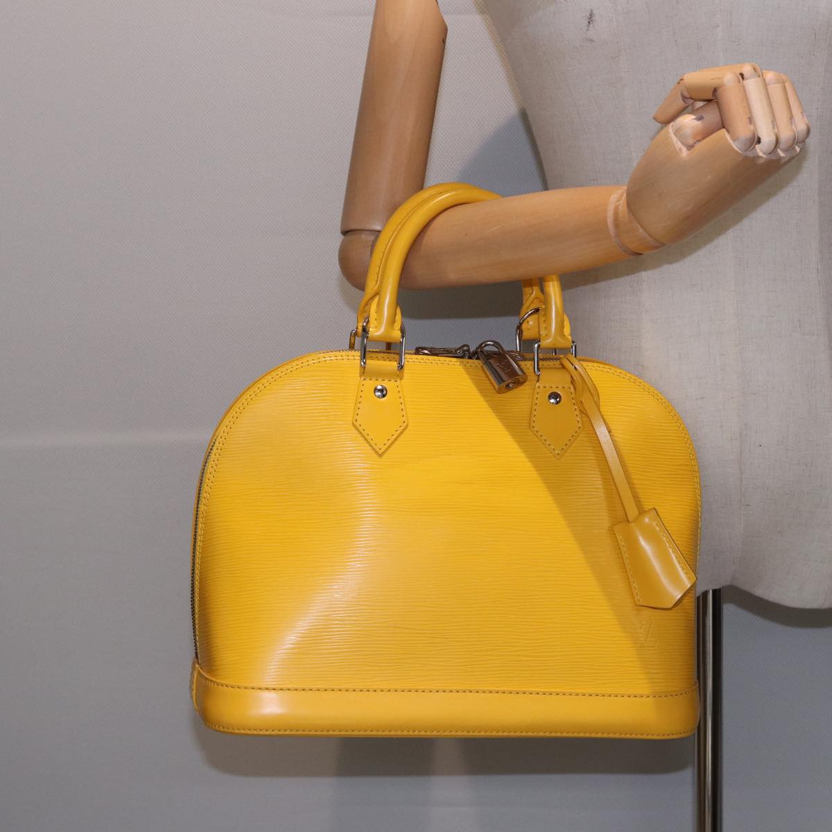 LOUIS VUITTON Epi Alma PM Hand Bag Yellow Citron M40619 LV 80656