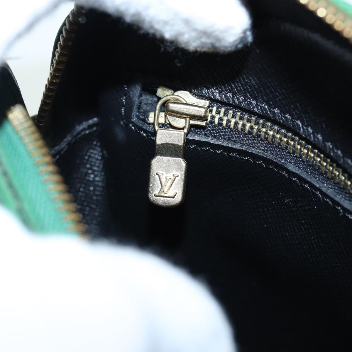 LOUIS VUITTON Epi Jeune Fille MM Shoulder Bag Green M52154 LV 80708