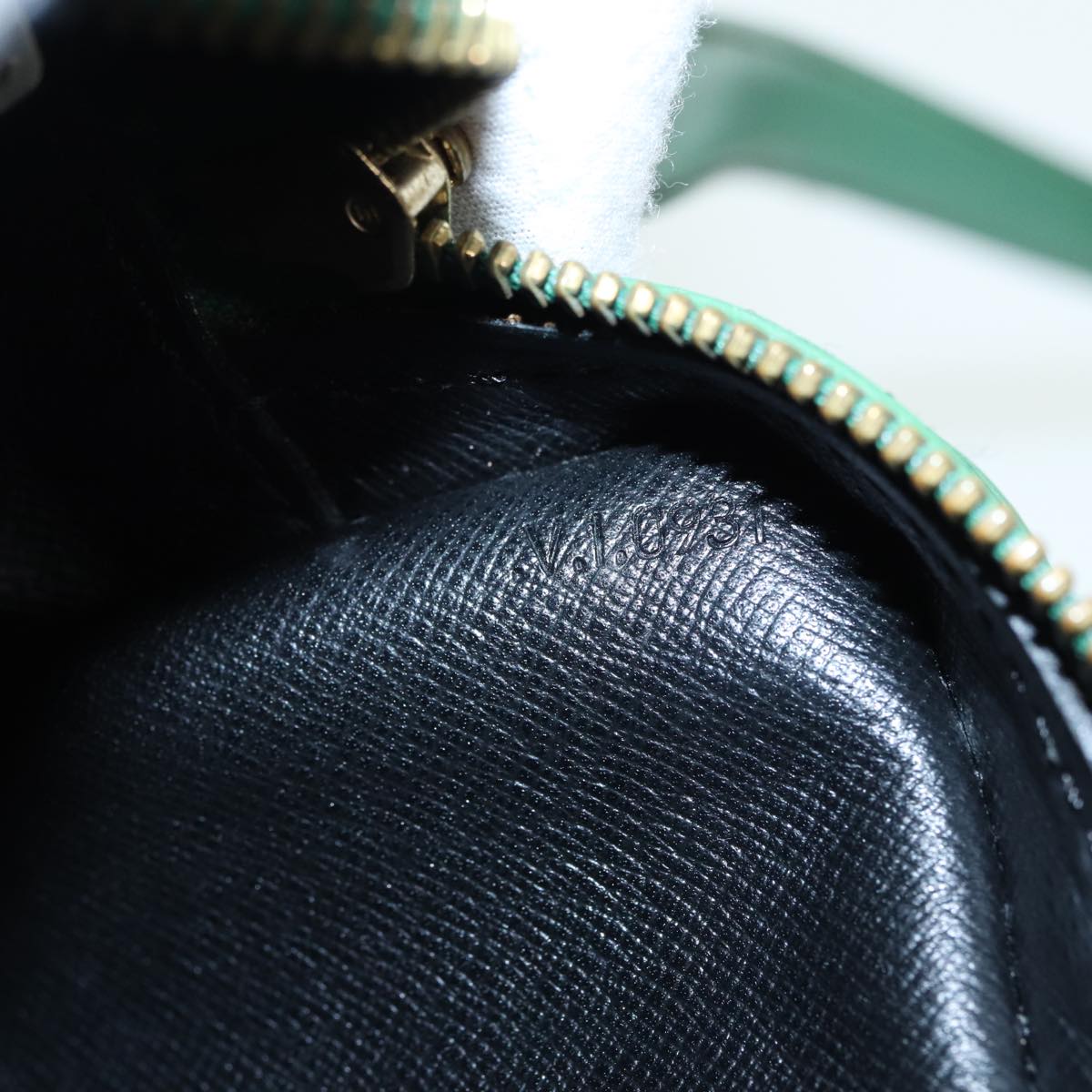 LOUIS VUITTON Epi Jeune Fille MM Shoulder Bag Green M52154 LV 80708
