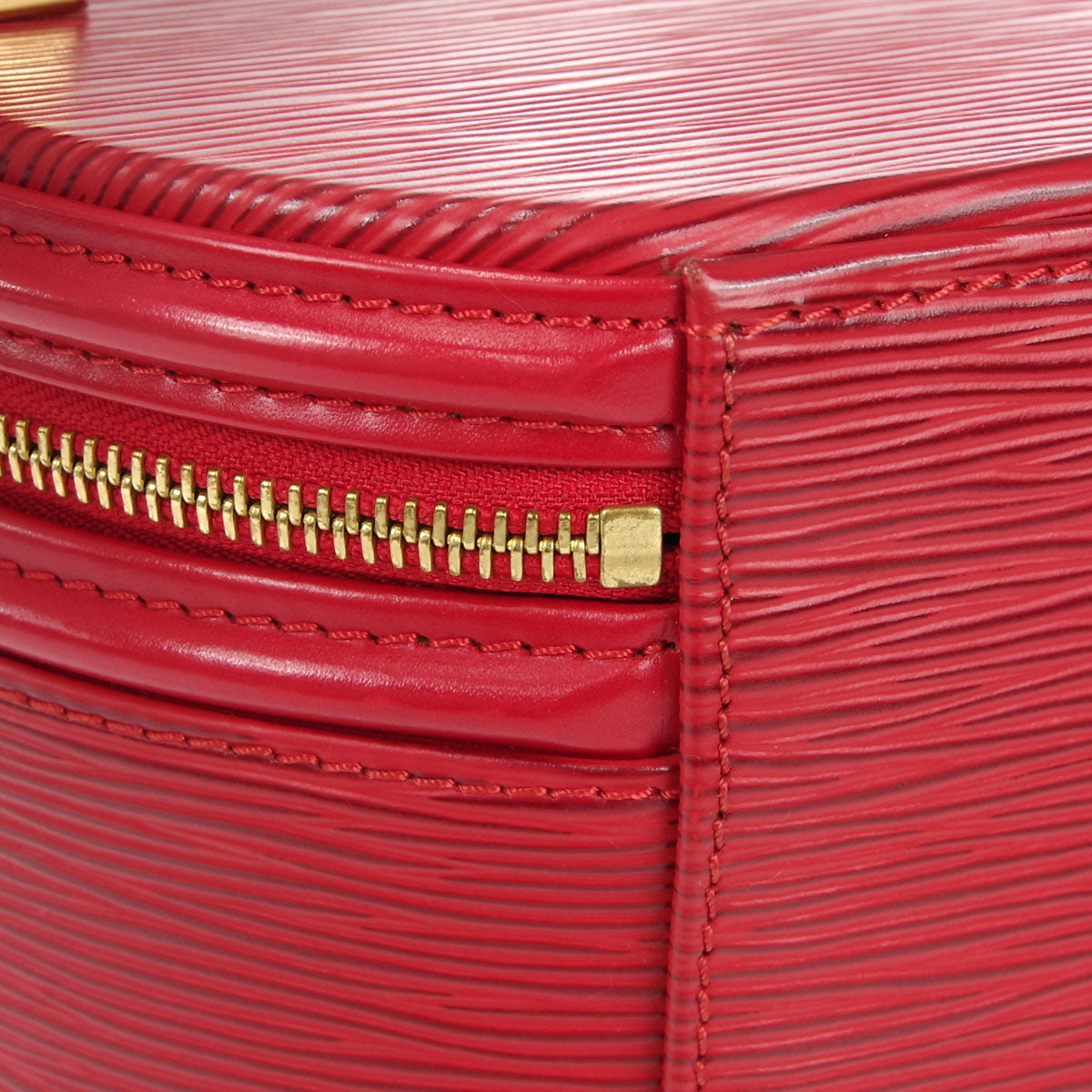 Louis Vuitton 1996 Cannes Vanity Handbag Red Epi M48037