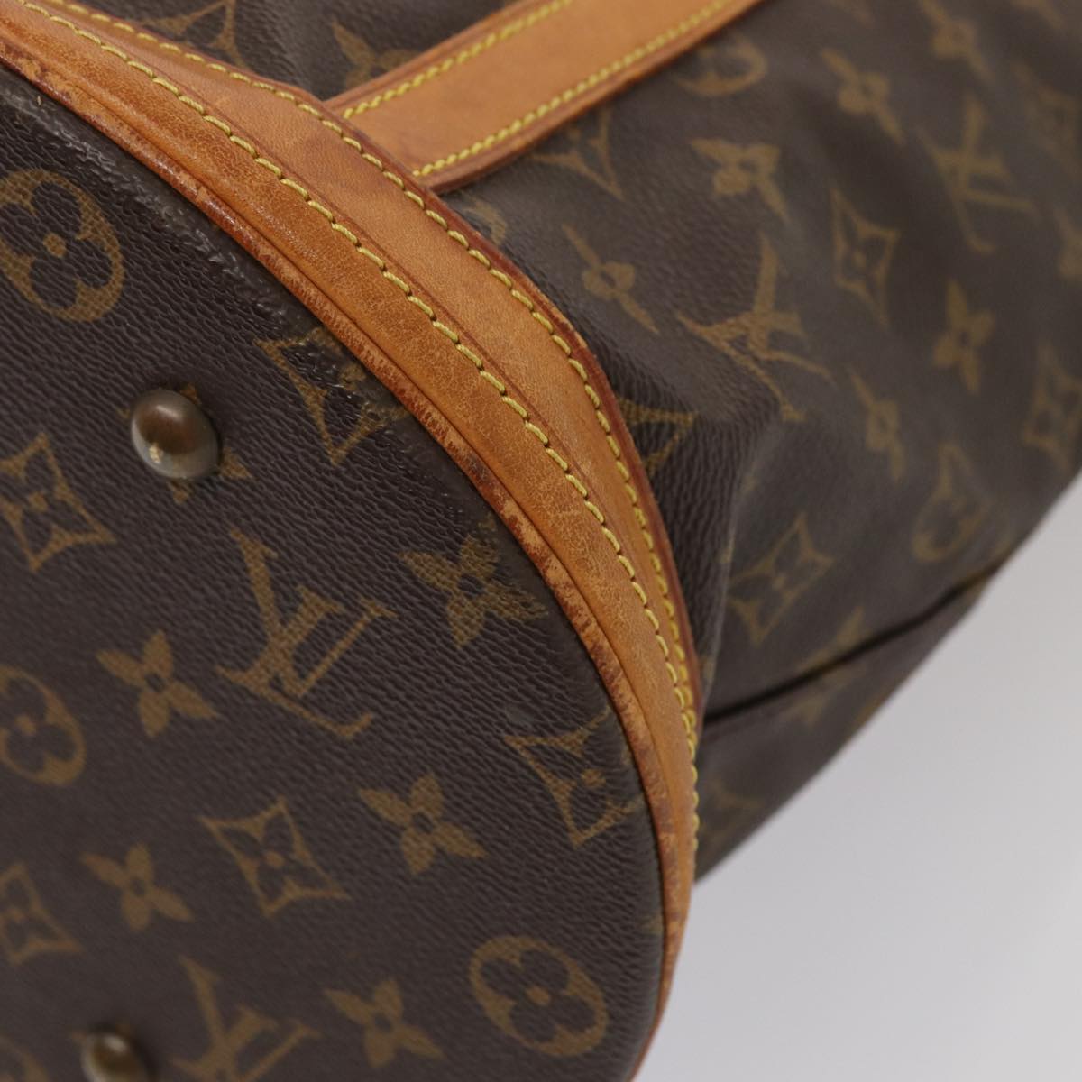 LOUIS VUITTON Monogram Bucket GM Shoulder Bag M42236 LV 81381