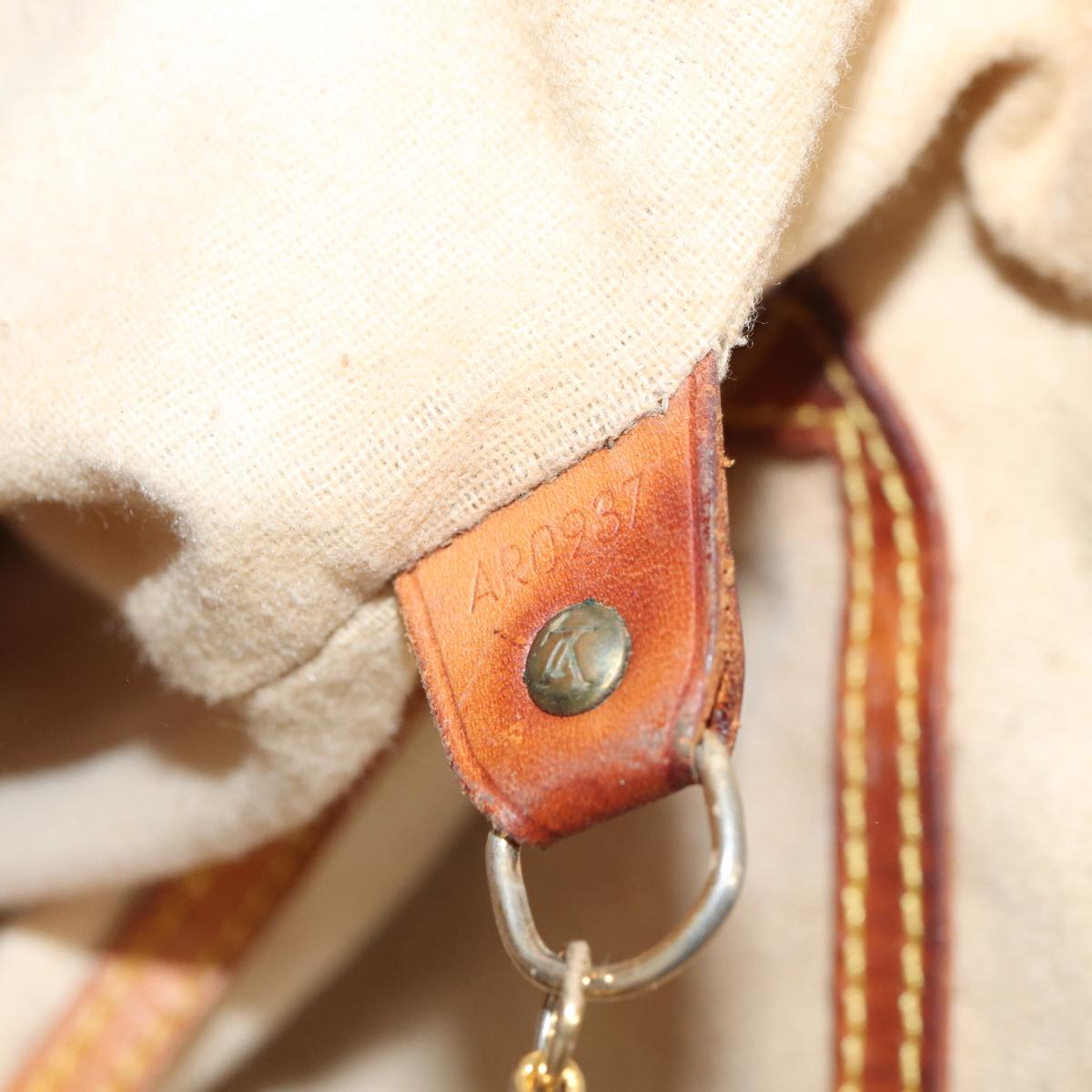 LOUIS VUITTON Monogram Bucket GM Shoulder Bag M42236 LV 81381