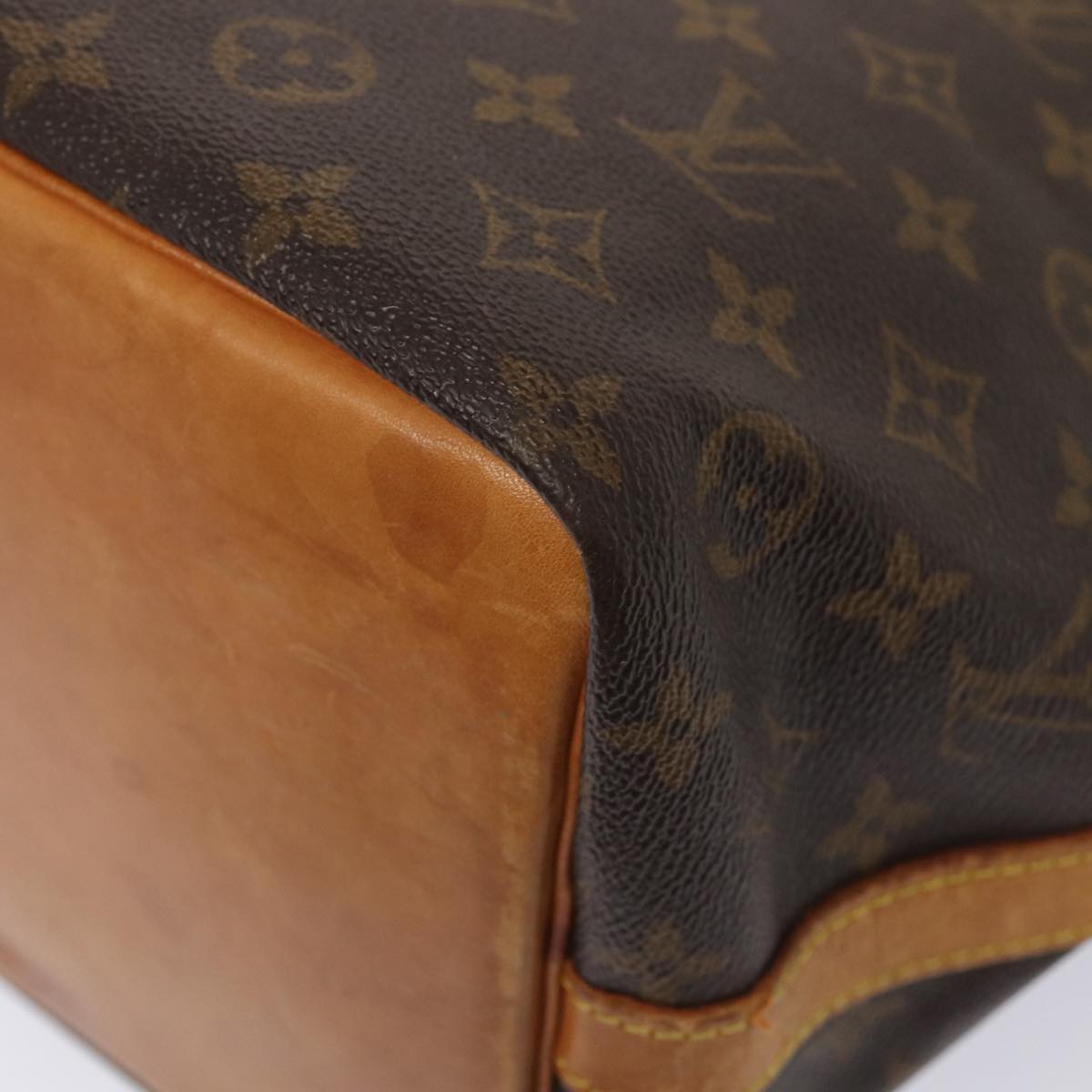 LOUIS VUITTON Monogram Petit Noe Shoulder Bag M42226 LV 81392