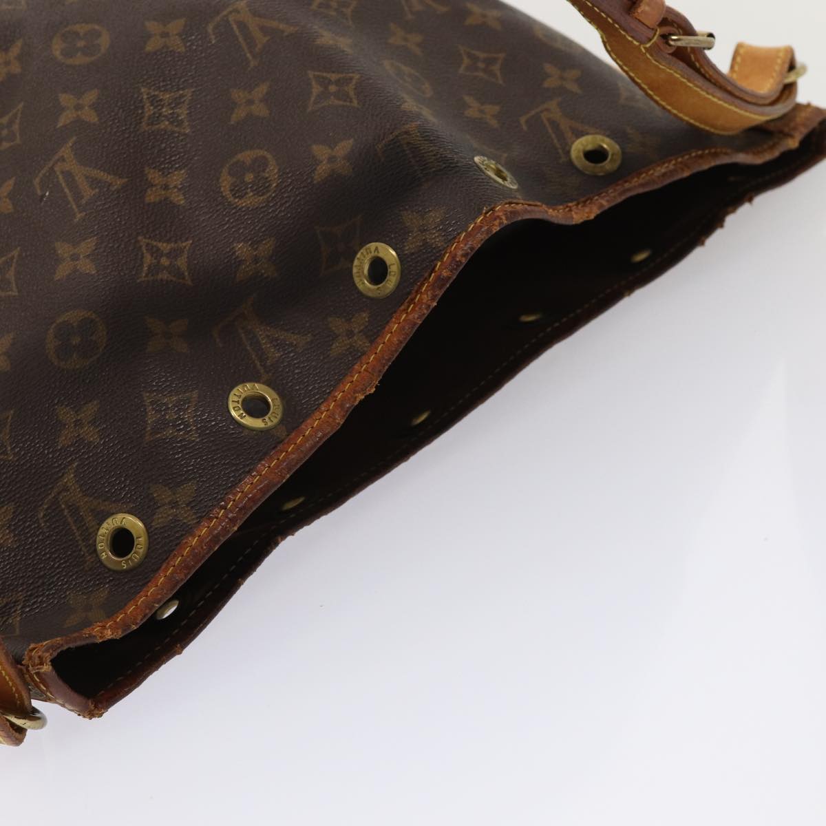 LOUIS VUITTON Monogram Petit Noe Shoulder Bag M42226 LV 81392