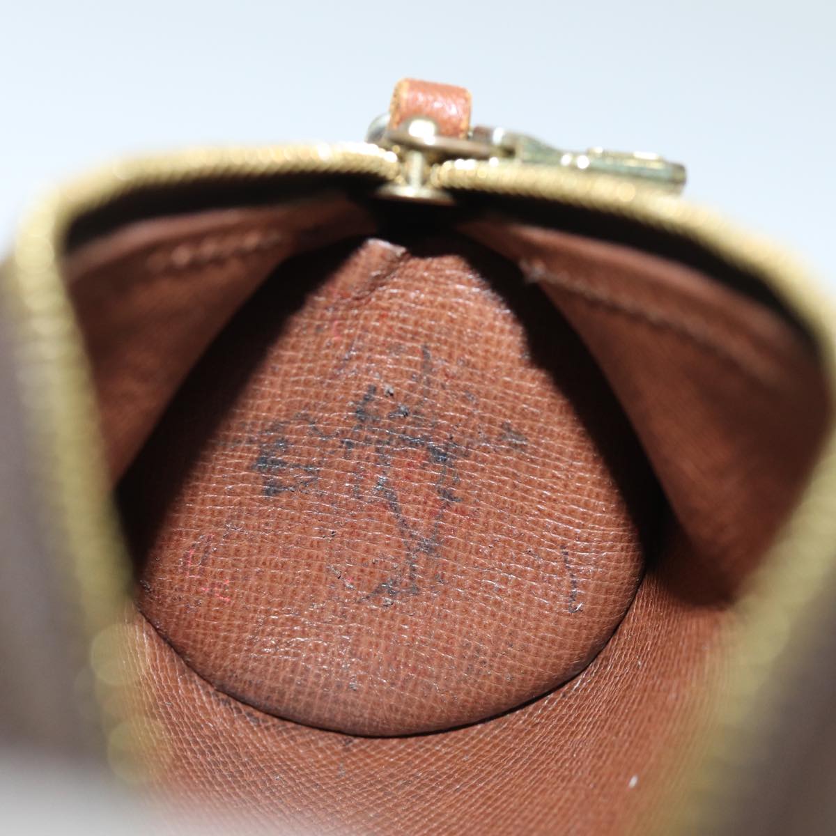 LOUIS VUITTON Monogram Papillon Pouch Pouch LV 81406