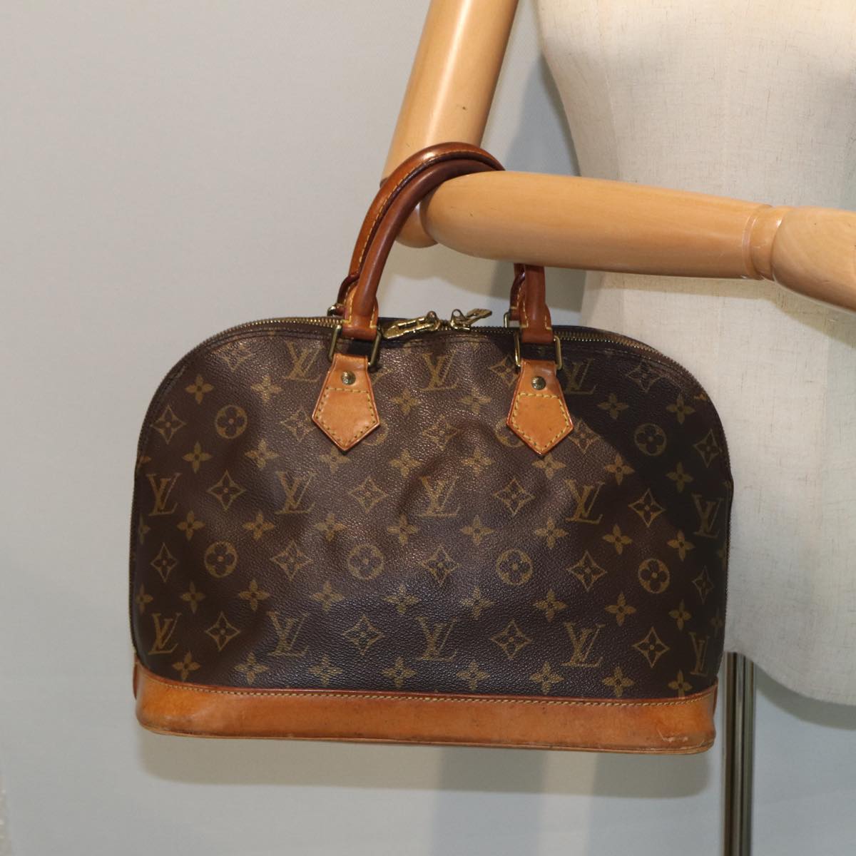 LOUIS VUITTON Monogram Alma Hand Bag M51130 LV 81419