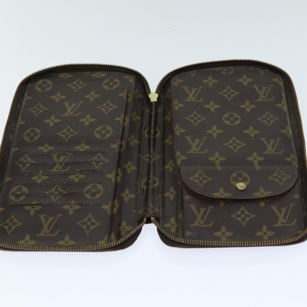 LOUIS VUITTON Monogram Poche Escapade Travel Case M60113 LV 81473