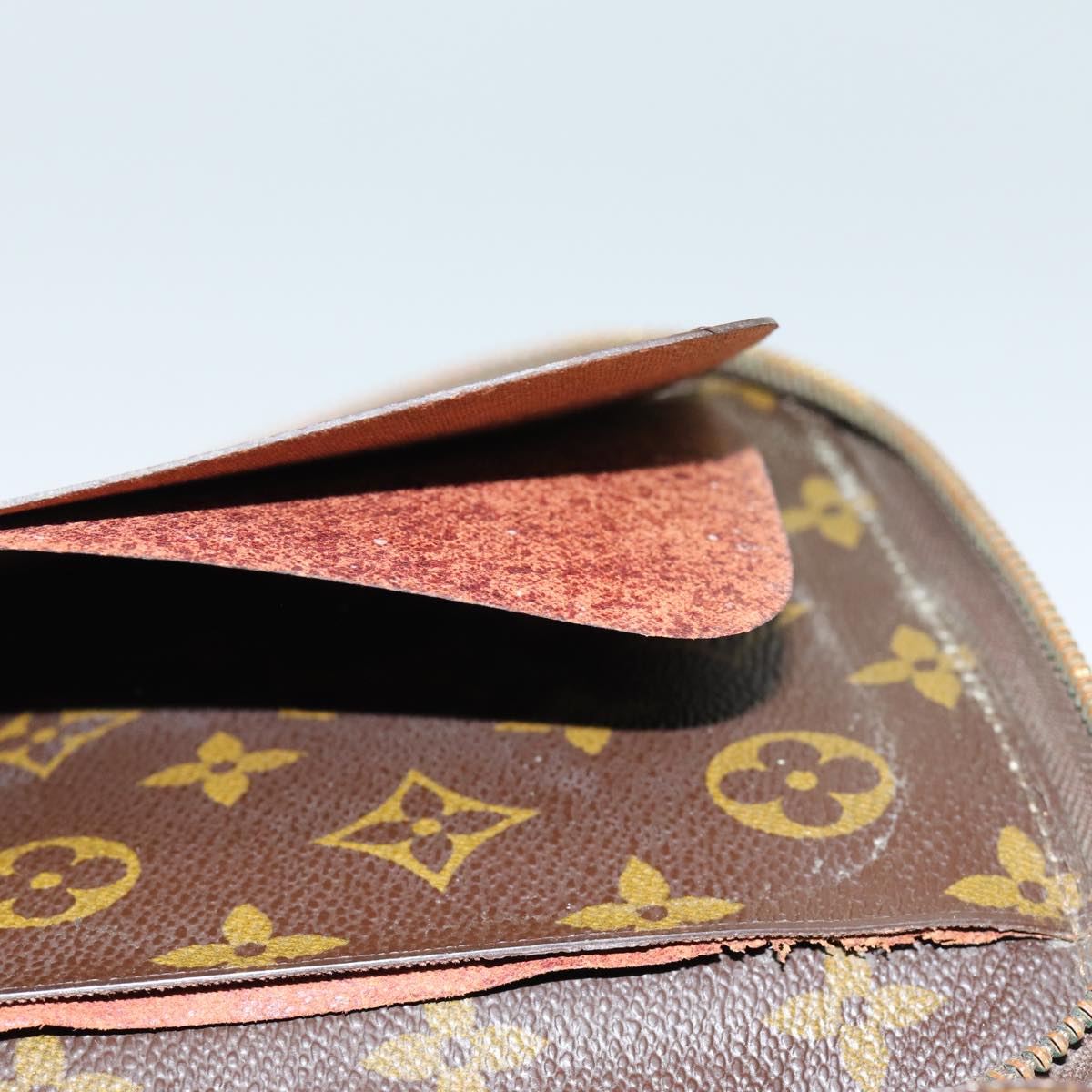 LOUIS VUITTON Monogram Poche Escapade Travel Case M60113 LV 81473