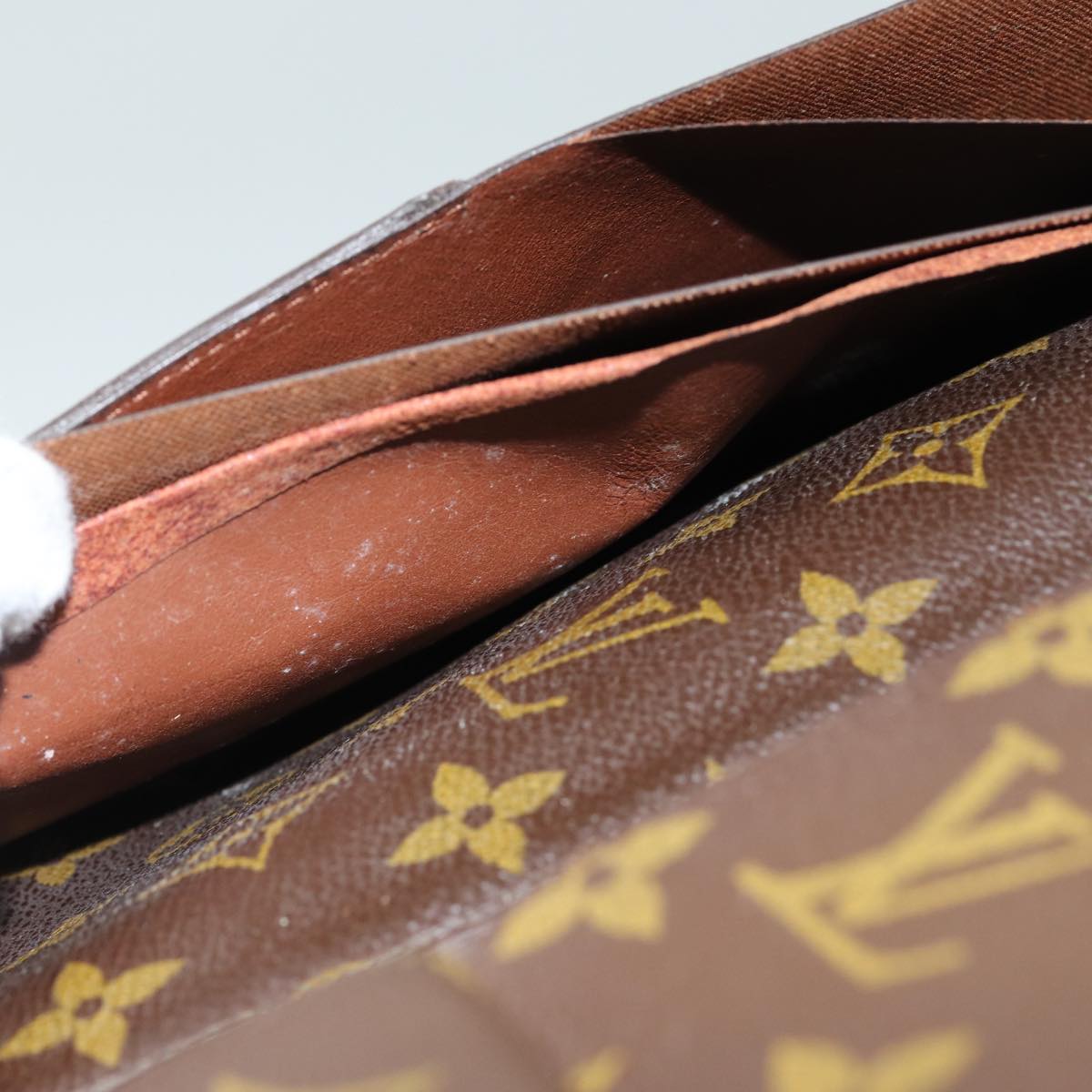 LOUIS VUITTON Monogram Poche Escapade Travel Case M60113 LV 81473