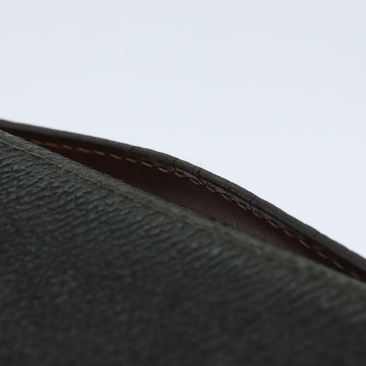 LOUIS VUITTON Monogram Poche Escapade Travel Case M60113 LV 81473