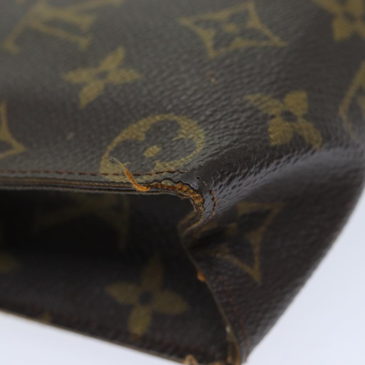LOUIS VUITTON Monogram Poche Toilette 26 Pouch M47542 LV 81495