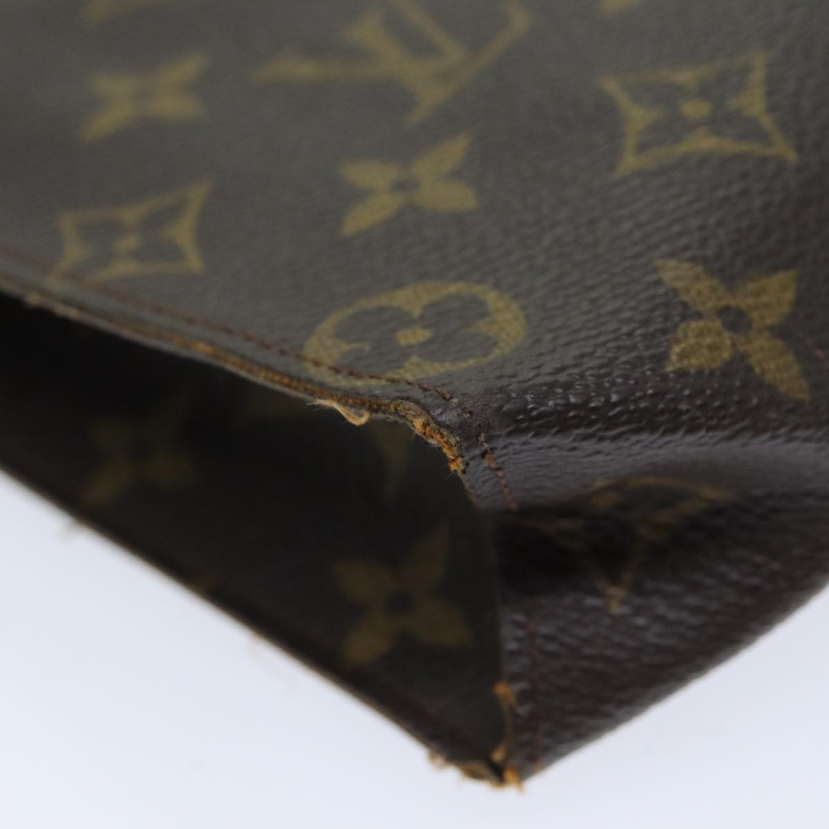 LOUIS VUITTON Monogram Poche Toilette 26 Pouch M47542 LV 81495