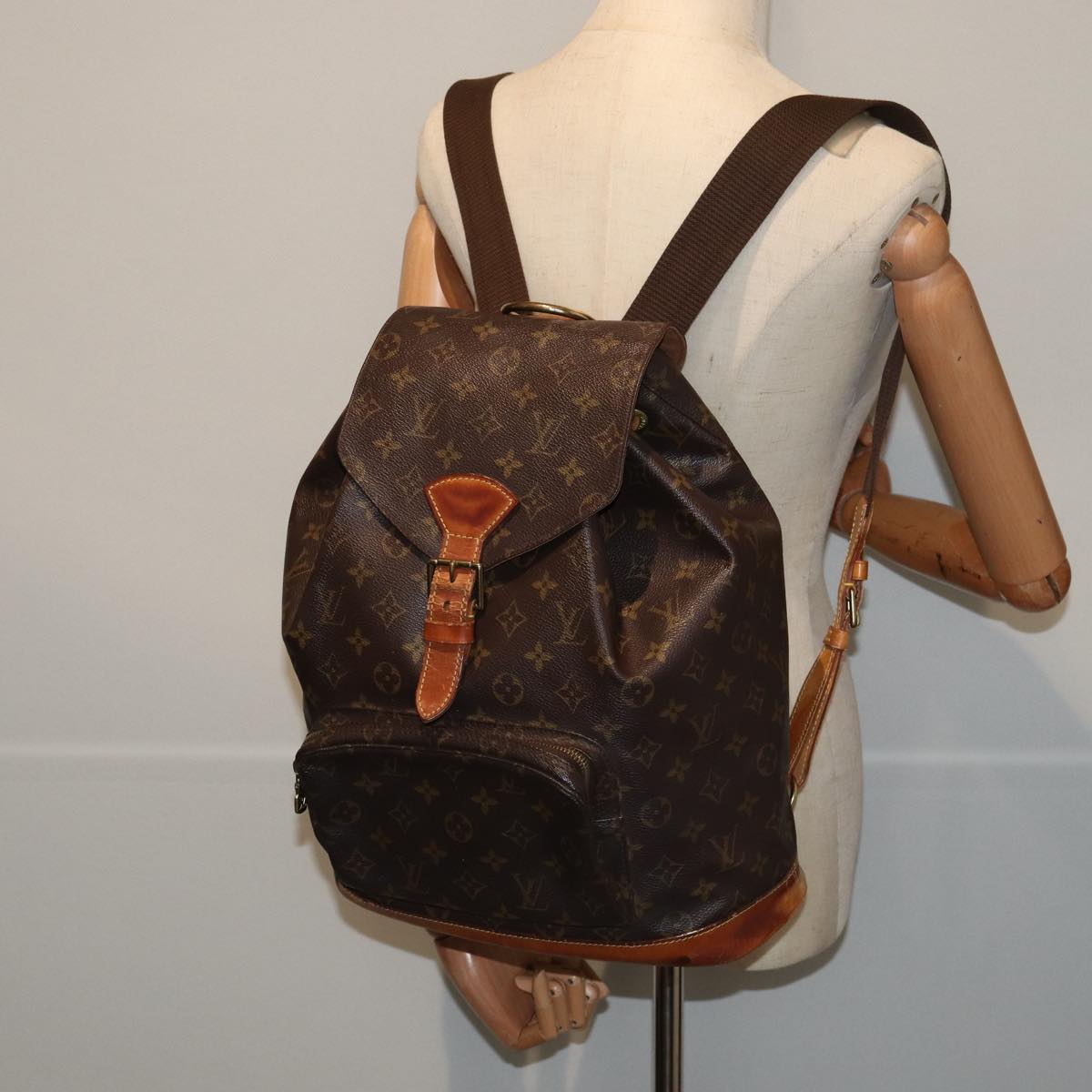LOUIS VUITTON Monogram Montsouris GM Backpack M51135 LV 81506