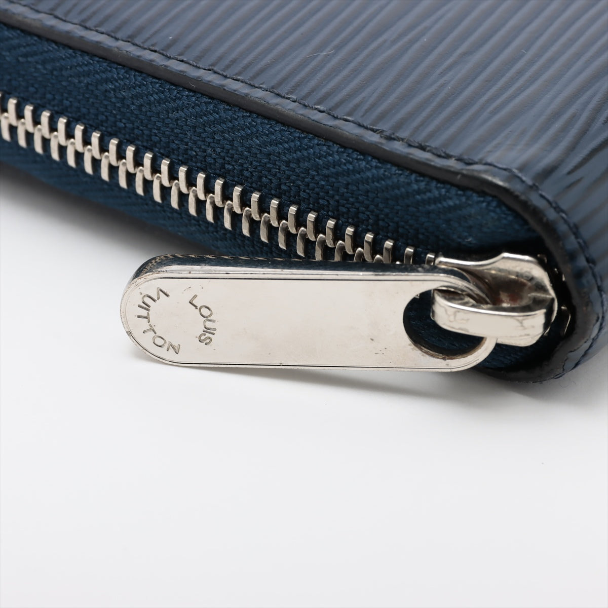Louis Vuitton Epi  Wallet M61873 Andigo Blue Round Zip Wallet