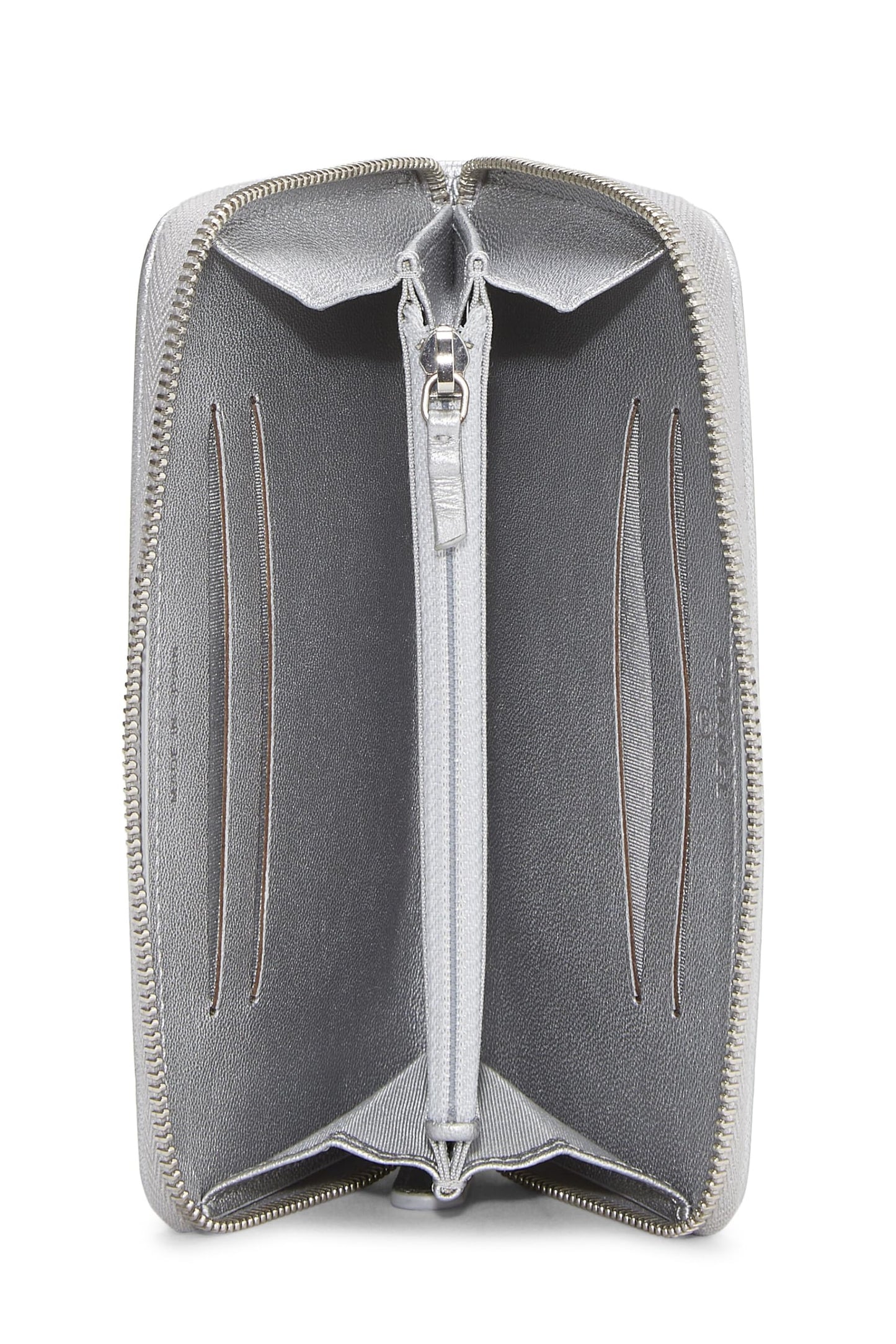 Chanel,  Silver Lambskin Mademoiselle Vintage Zippy, Silver