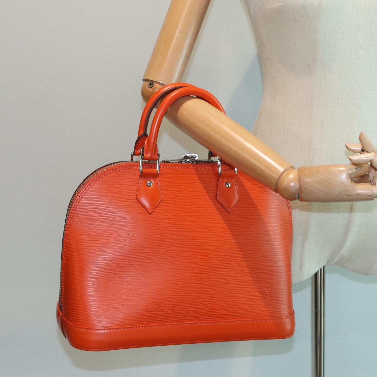 LOUIS VUITTON Epi Alma PM Hand Bag Orange Pimon M40623 LV 82018