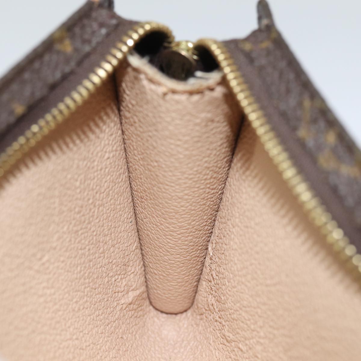 LOUIS VUITTON Monogram Bucket PM Pouch Accessory Pouch LV 82046