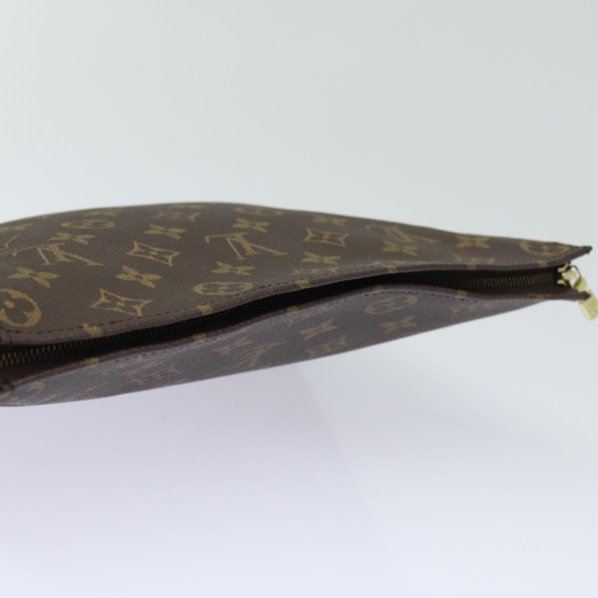 LOUIS VUITTON Monogram Poche Toilette 26 Pouch M47542 LV 82058